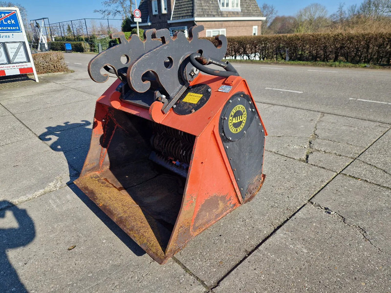Gerlasco sterzeefbak CW30/40 zeer weinig gebruikt - Bucket for Construction machinery: picture 3 Gerlasco sterzeefbak CW30/40 zeer weinig gebruikt - Bucket for Construction machinery: picture 3