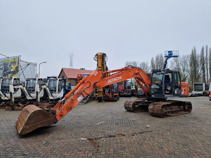 Hitachi ZX160LC-3 met zeer net rijwerk - Crawler excavator: picture 4 Hitachi ZX160LC-3 met zeer net rijwerk - Crawler excavator: picture 4
