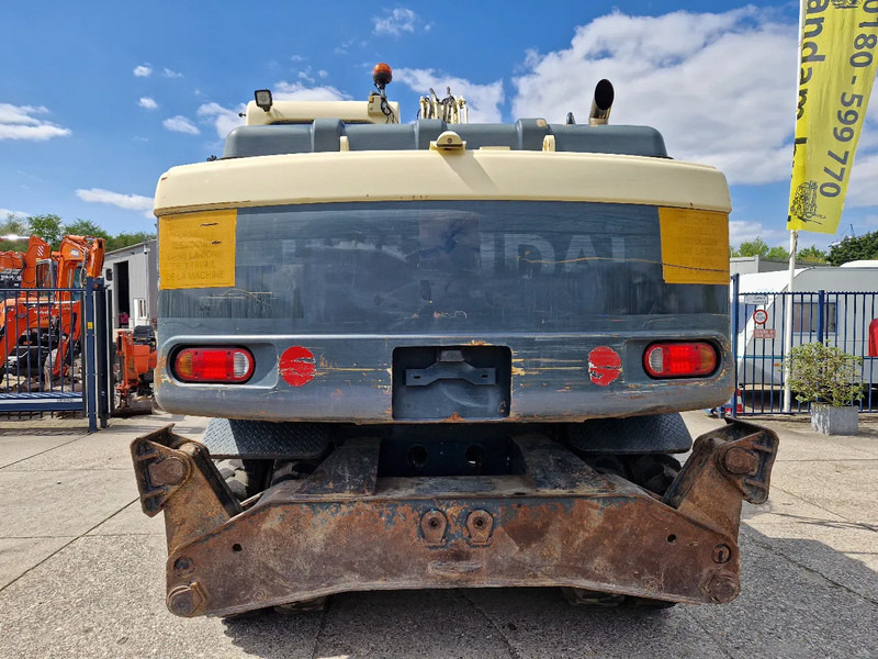Hyundai Robex 140W-9 met airco - Wheel excavator: picture 3 Hyundai Robex 140W-9 met airco - Wheel excavator: picture 3