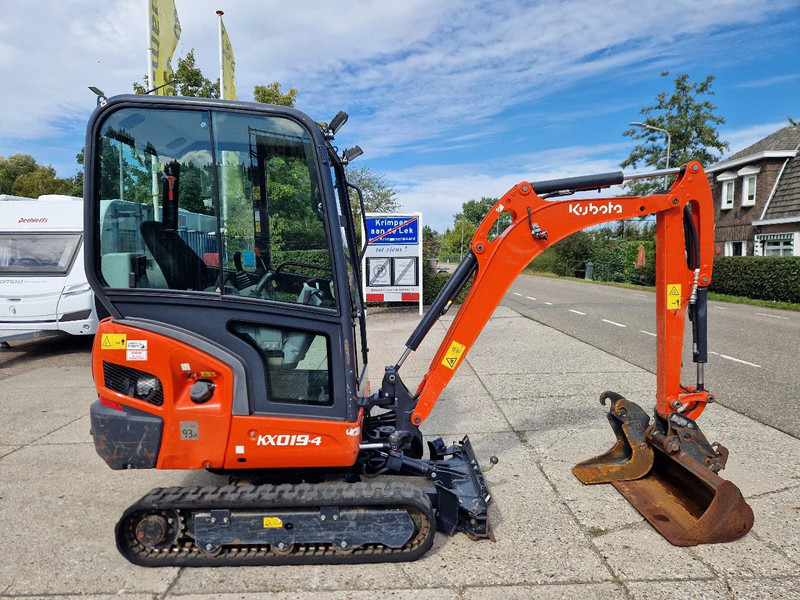 Kubota KX019-4 met 1990 uur - Mini excavator: picture 2 Kubota KX019-4 met 1990 uur - Mini excavator: picture 2