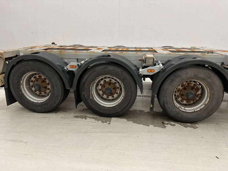 Broshuis Polyvalent skelet ADR 2 x 20-30-40-45 ft* - Container transporter/ Swap body semi-trailer: picture 4 Broshuis Polyvalent skelet ADR 2 x 20-30-40-45 ft* - Container transporter/ Swap body semi-trailer: picture 4