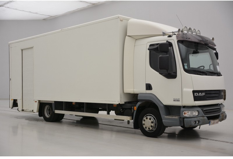 DAF LF45.180 - Box truck: picture 3 DAF LF45.180 - Box truck: picture 3