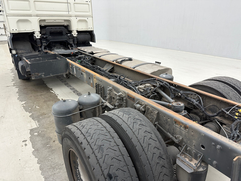 Cab chassis truck DAF XF 460 Space Cab: picture 7