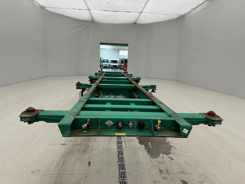 Fruehauf Skelet 2 x 20-40 ft - Container transporter/ Swap body semi-trailer: picture 3 Fruehauf Skelet 2 x 20-40 ft - Container transporter/ Swap body semi-trailer: picture 3