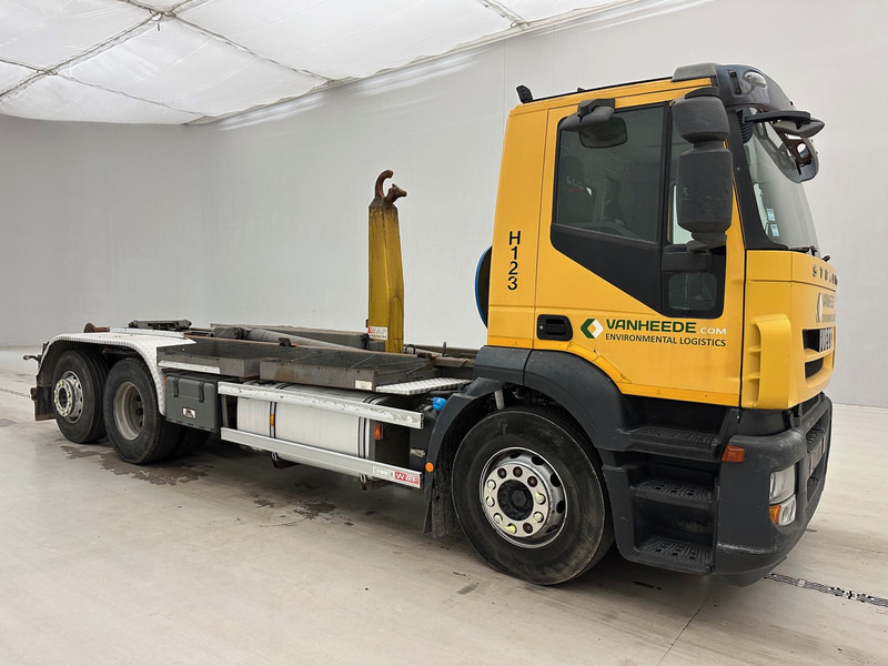Iveco STRALIS 450 - 6x2 - Hook lift truck: picture 3 Iveco STRALIS 450 - 6x2 - Hook lift truck: picture 3