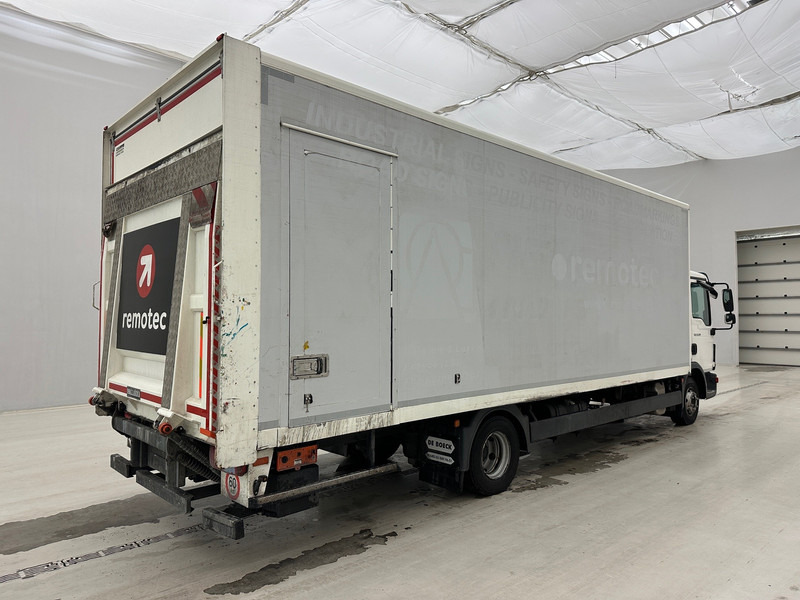 MAN TGL 12.220 - Box truck: picture 4 MAN TGL 12.220 - Box truck: picture 4