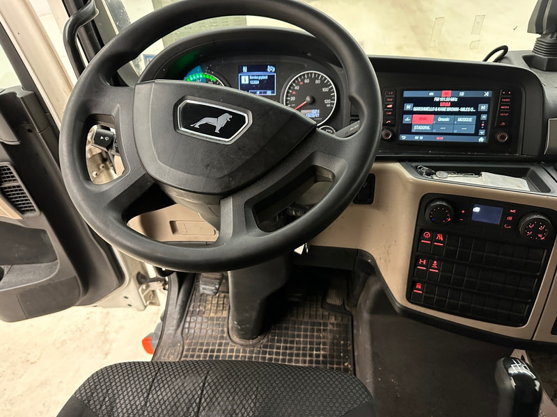 Box truck MAN TGL 12.220: picture 9