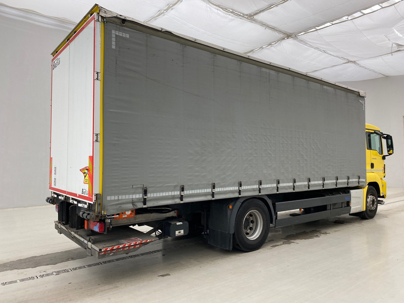 MAN TGS 18.320* - Curtainsider truck: picture 5 MAN TGS 18.320* - Curtainsider truck: picture 5