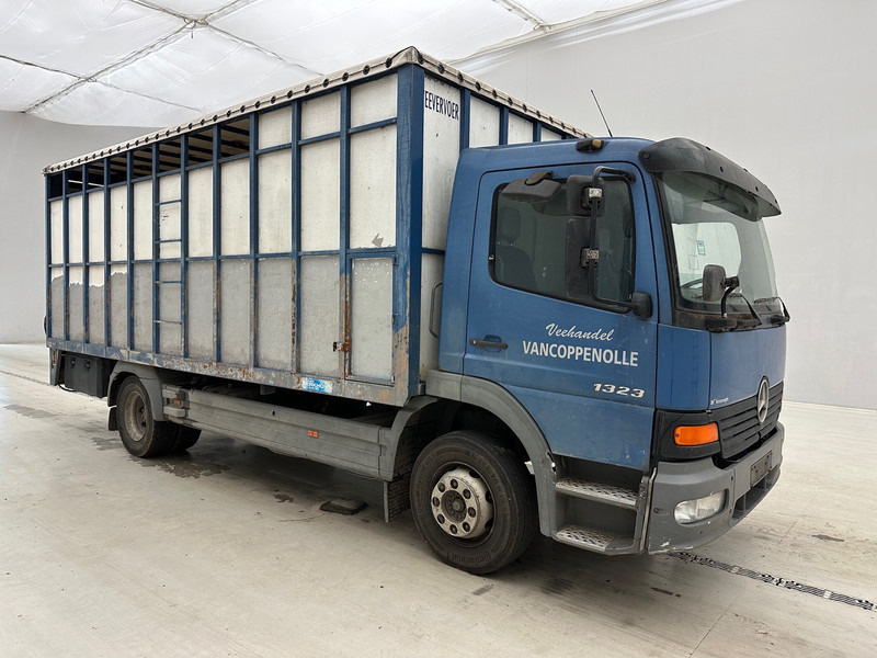 Mercedes-Benz Atego 1323 - Livestock truck: picture 3 Mercedes-Benz Atego 1323 - Livestock truck: picture 3
