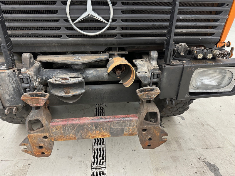 Mercedes-Benz Unimog U427 - Tipper: picture 3 Mercedes-Benz Unimog U427 - Tipper: picture 3