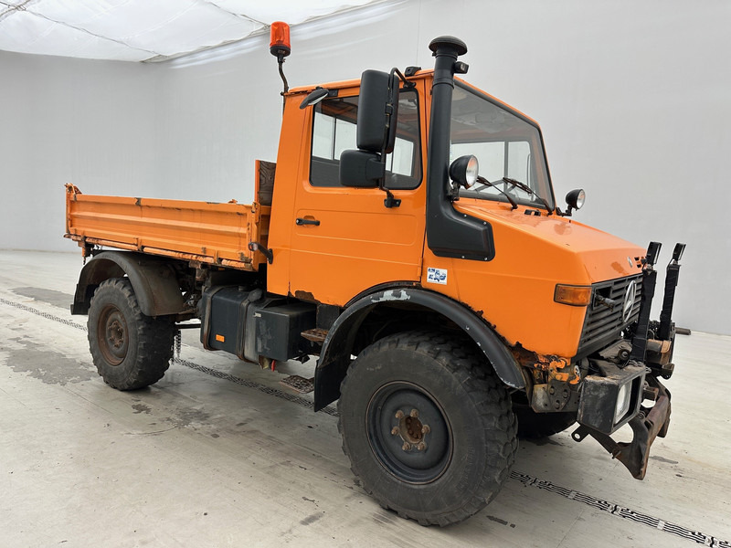 Mercedes-Benz Unimog U427 - Tipper: picture 5 Mercedes-Benz Unimog U427 - Tipper: picture 5
