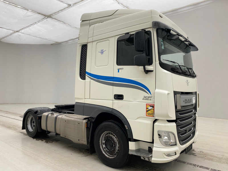 DAF XF 460 Space Cab - Tractor unit: picture 3 DAF XF 460 Space Cab - Tractor unit: picture 3