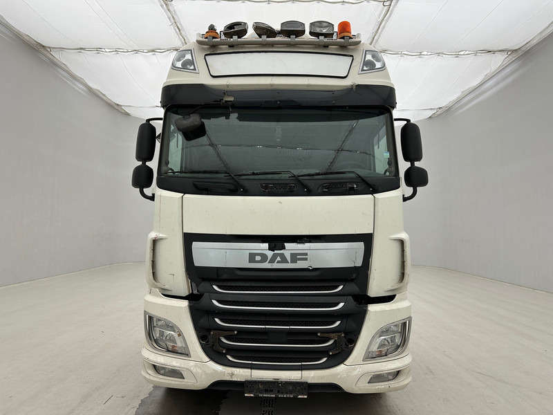 DAF XF 460 Super Space Cab - Tractor unit: picture 2 DAF XF 460 Super Space Cab - Tractor unit: picture 2