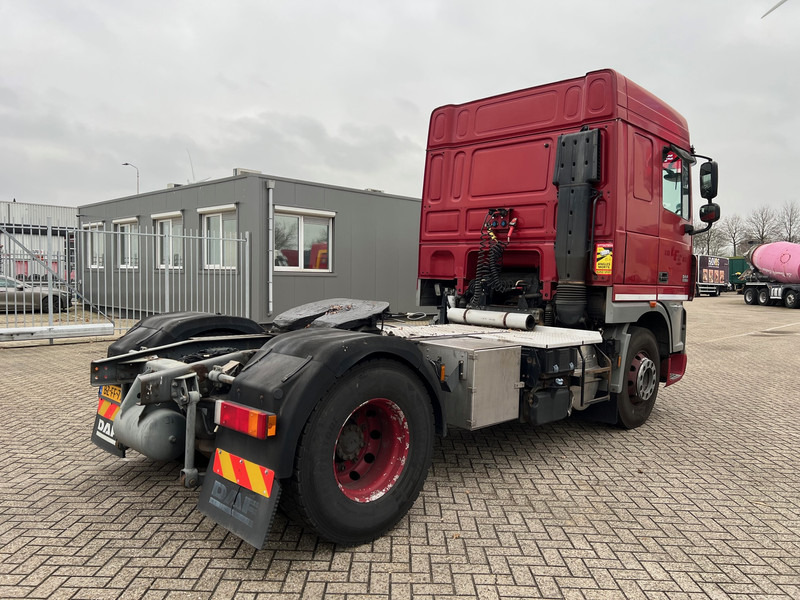 DAF XF105.410 Space Cab - ADR - Tractor unit: picture 4 DAF XF105.410 Space Cab - ADR - Tractor unit: picture 4