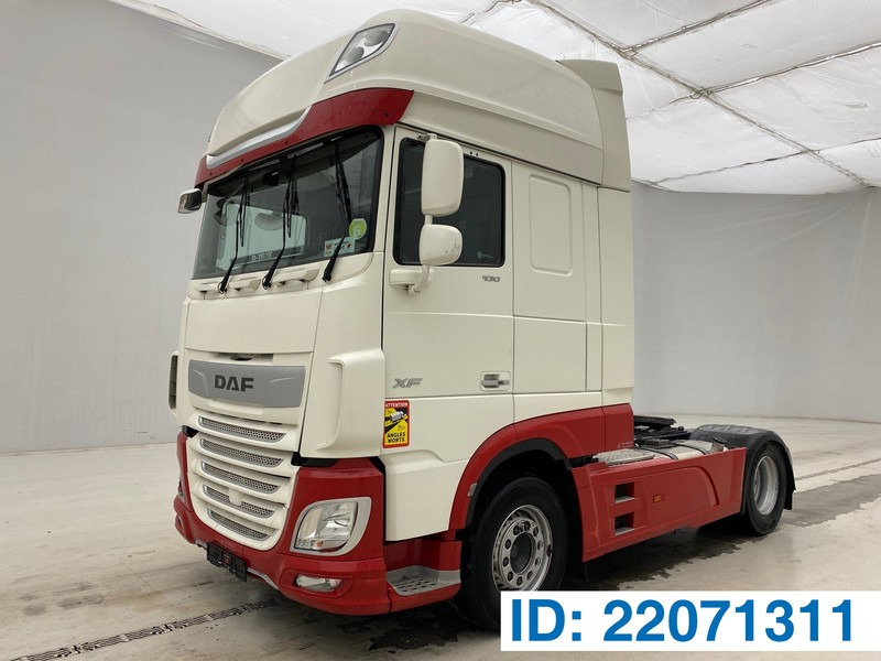 DAF XF105.530 Super Space Cab* - Tractor unit: picture 1 DAF XF105.530 Super Space Cab* - Tractor unit: picture 1