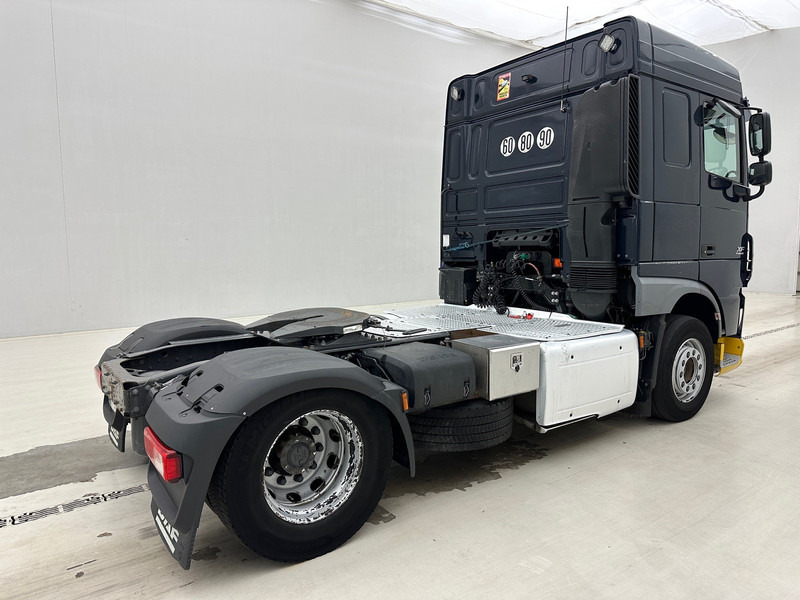 DAF XF106.510 Space Cab - Tractor unit: picture 5 DAF XF106.510 Space Cab - Tractor unit: picture 5