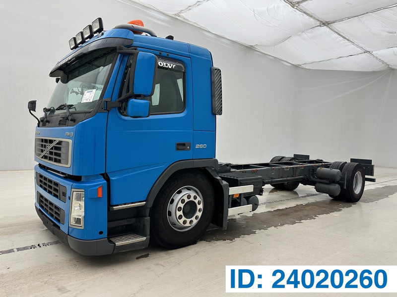 Volvo FM9.260* - Cab chassis truck: picture 1 Volvo FM9.260* - Cab chassis truck: picture 1