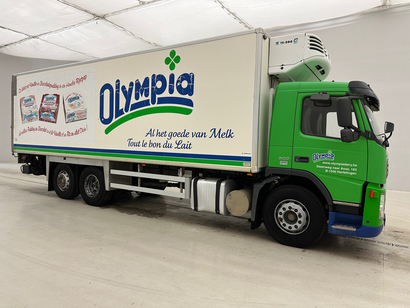 Volvo FM9.300 - 6x2 - Refrigerator truck: picture 3 Volvo FM9.300 - 6x2 - Refrigerator truck: picture 3