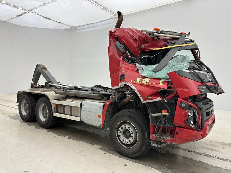 Volvo FMx 550 - 6x4 - Hook lift truck: picture 3 Volvo FMx 550 - 6x4 - Hook lift truck: picture 3