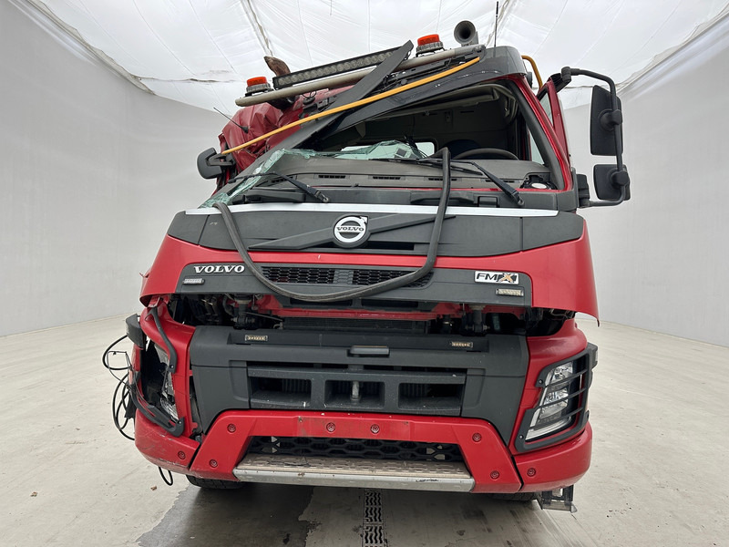Volvo FMx 550 - 6x4 - Hook lift truck: picture 2 Volvo FMx 550 - 6x4 - Hook lift truck: picture 2