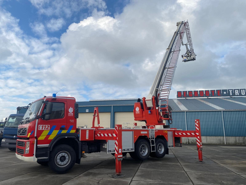 Fire truck Volvo MAGIRUS ALP330 - FM 340 - 6x4: picture 9 Fire truck Volvo MAGIRUS ALP330 - FM 340 - 6x4: picture 9