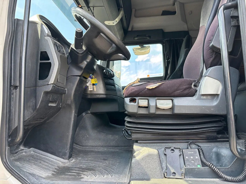 MAN TGX 18.480 Retarder Euro 5 EEV (Chassis EM630757) - Tractor unit: picture 5 MAN TGX 18.480 Retarder Euro 5 EEV (Chassis EM630757) - Tractor unit: picture 5