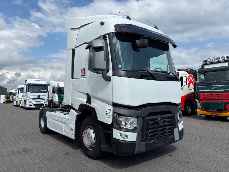 Renault T440 Retarder Euro 6 - Tractor unit: picture 2 Renault T440 Retarder Euro 6 - Tractor unit: picture 2