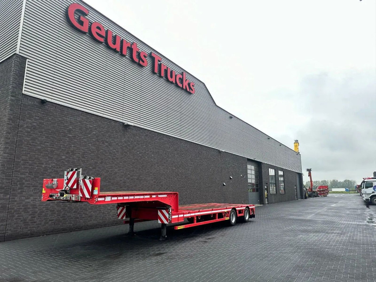 Faymonville G-S42-1BBA SEMIE 2 ASSER UITSCHUIFBAAR BJR 2022 - Low loader semi-trailer: picture 2 Faymonville G-S42-1BBA SEMIE 2 ASSER UITSCHUIFBAAR BJR 2022 - Low loader semi-trailer: picture 2