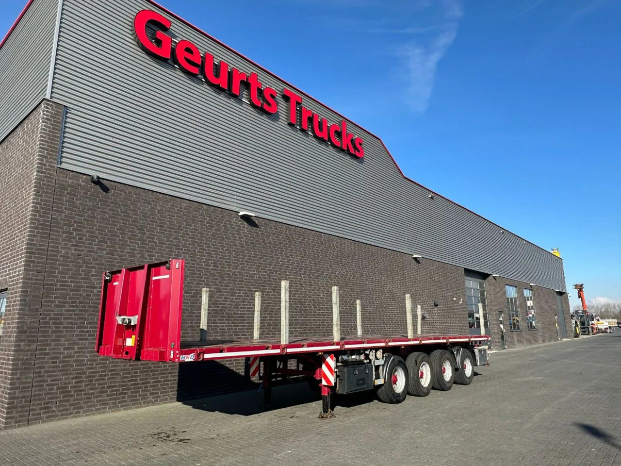 HRD SPLB 4 N. BALLAST TRAILER, 3E EN 4E ASSEN GESTUU - Dropside/ Flatbed semi-trailer: picture 2 HRD SPLB 4 N. BALLAST TRAILER, 3E EN 4E ASSEN GESTUU - Dropside/ Flatbed semi-trailer: picture 2