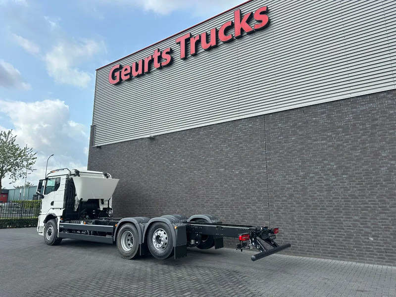 MAN TGS 26.520 6X2H-4 BL CH HYDRO DRIVE CHASSIS CABINE (NIEUW) - Cab chassis truck: picture 3 MAN TGS 26.520 6X2H-4 BL CH HYDRO DRIVE CHASSIS CABINE (NIEUW) - Cab chassis truck: picture 3