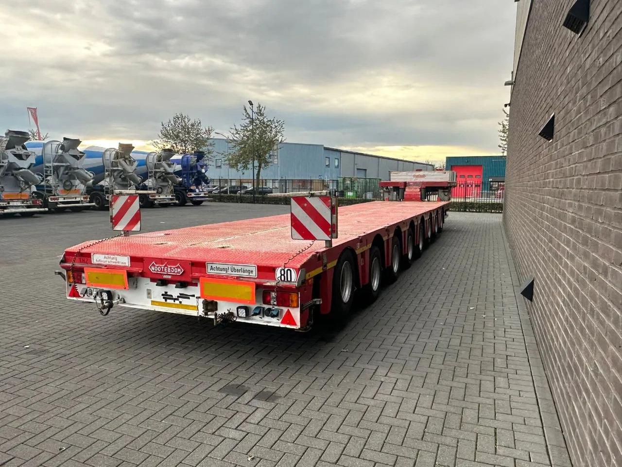 Nooteboom MCO-121-08V 8 AXEL SEMIE LOWLOADER 1X EXTENDABLE - Low loader semi-trailer: picture 5 Nooteboom MCO-121-08V 8 AXEL SEMIE LOWLOADER 1X EXTENDABLE - Low loader semi-trailer: picture 5
