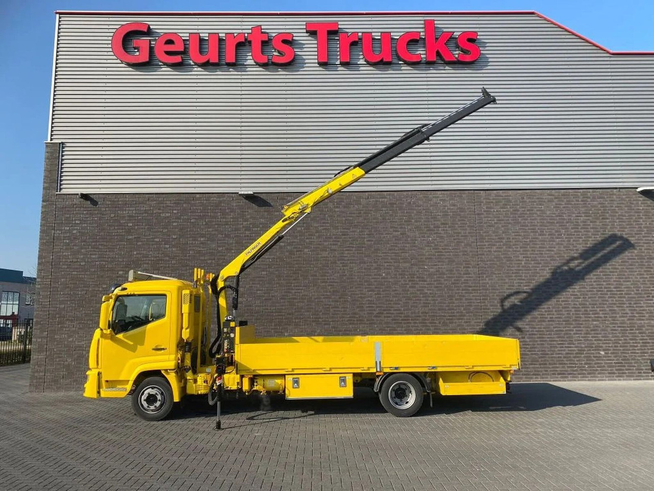 Renault D7.5 180 4X2 + PALFINGER PK 4200 KRAAN/KRAN/CRAN - Crane truck: picture 4 Renault D7.5 180 4X2 + PALFINGER PK 4200 KRAAN/KRAN/CRAN - Crane truck: picture 4