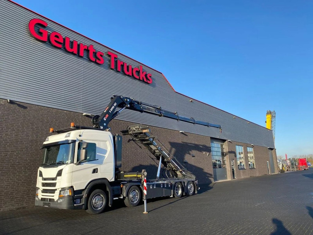 Scania G500 NGS 8X2 MET 3 ZIJDIGE KABELSYSTEEM + HIAB 3 - Hook lift truck, Crane truck: picture 2 Scania G500 NGS 8X2 MET 3 ZIJDIGE KABELSYSTEEM + HIAB 3 - Hook lift truck, Crane truck: picture 2