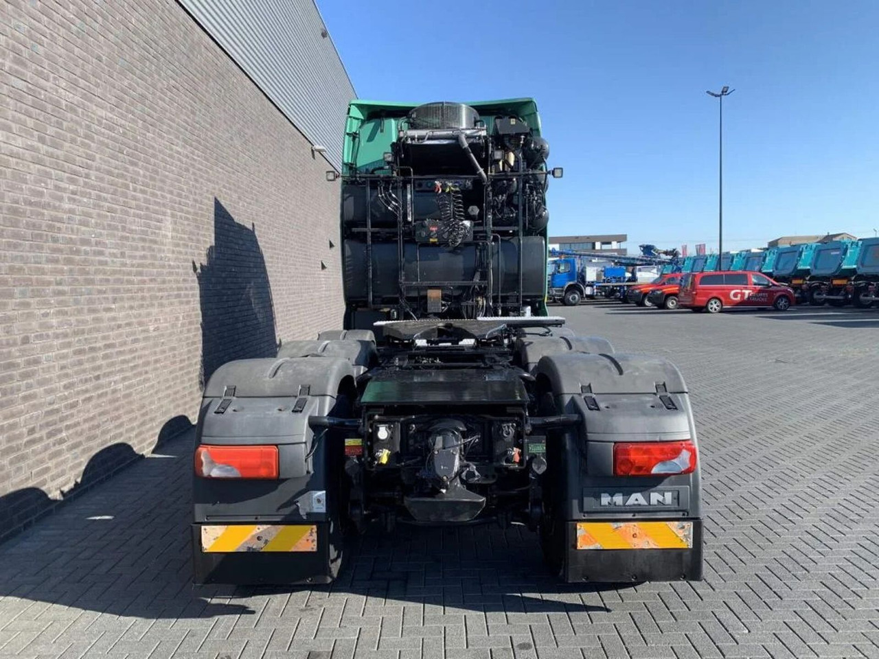 MAN TGX 41.680 V8 8X4 HEAVY DUTY TRACTOR 250 TONS - Tractor unit: picture 5 MAN TGX 41.680 V8 8X4 HEAVY DUTY TRACTOR 250 TONS - Tractor unit: picture 5