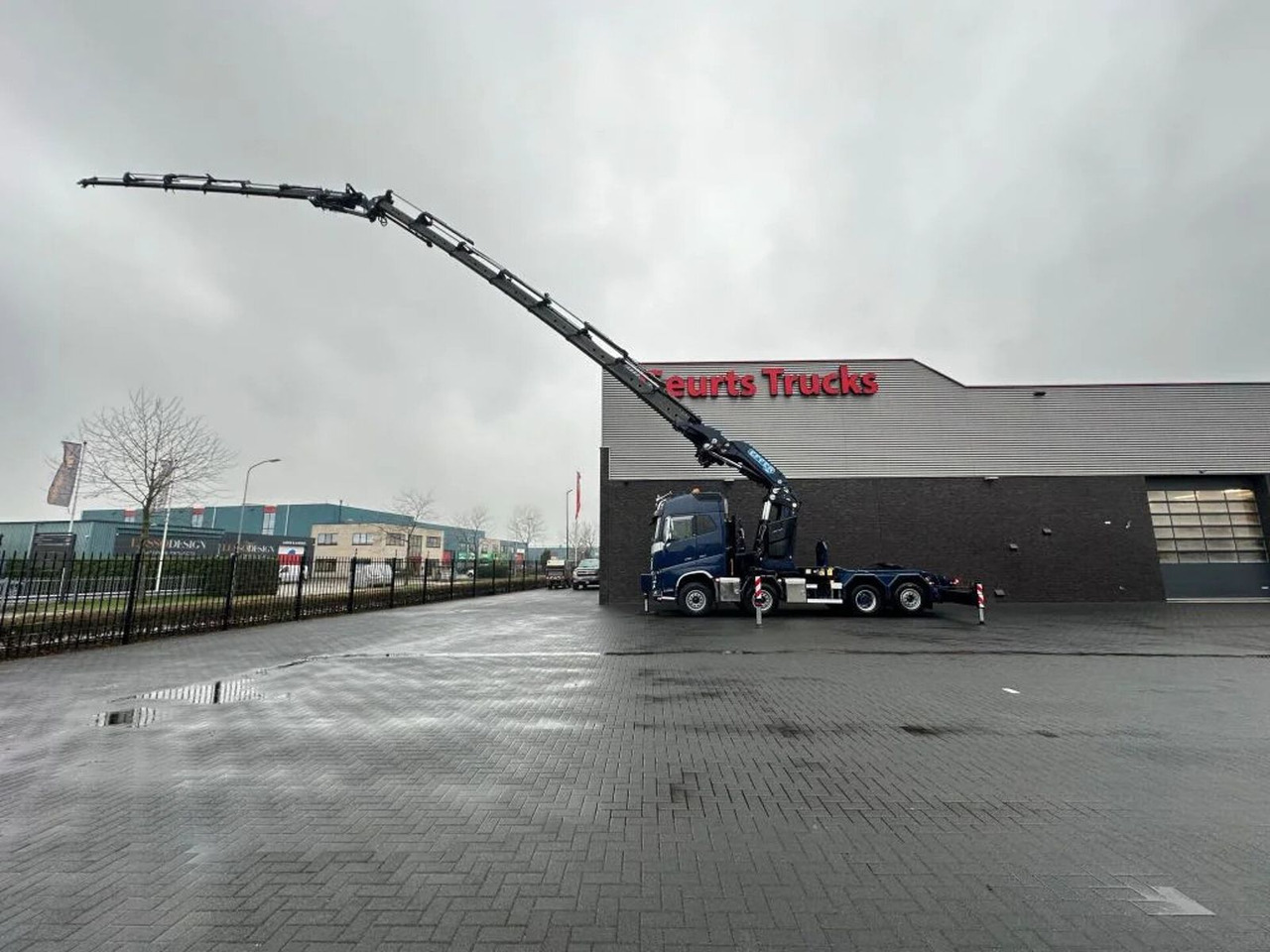 Volvo FH 16.650 8X2 + EFFER 1855/8S + JIB 6S HEAVY DUT - Tractor unit: picture 5 Volvo FH 16.650 8X2 + EFFER 1855/8S + JIB 6S HEAVY DUT - Tractor unit: picture 5