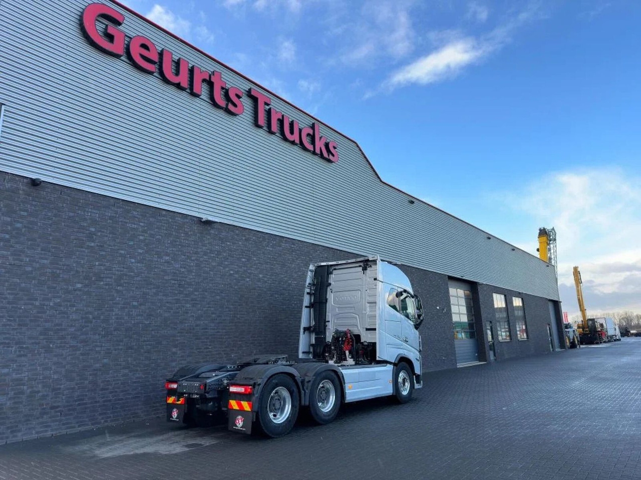 Volvo FH 16.750 6X4 TREKKER/TRACTOR/SZM EURO 6 HYDRAUL - Tractor unit: picture 5 Volvo FH 16.750 6X4 TREKKER/TRACTOR/SZM EURO 6 HYDRAUL - Tractor unit: picture 5