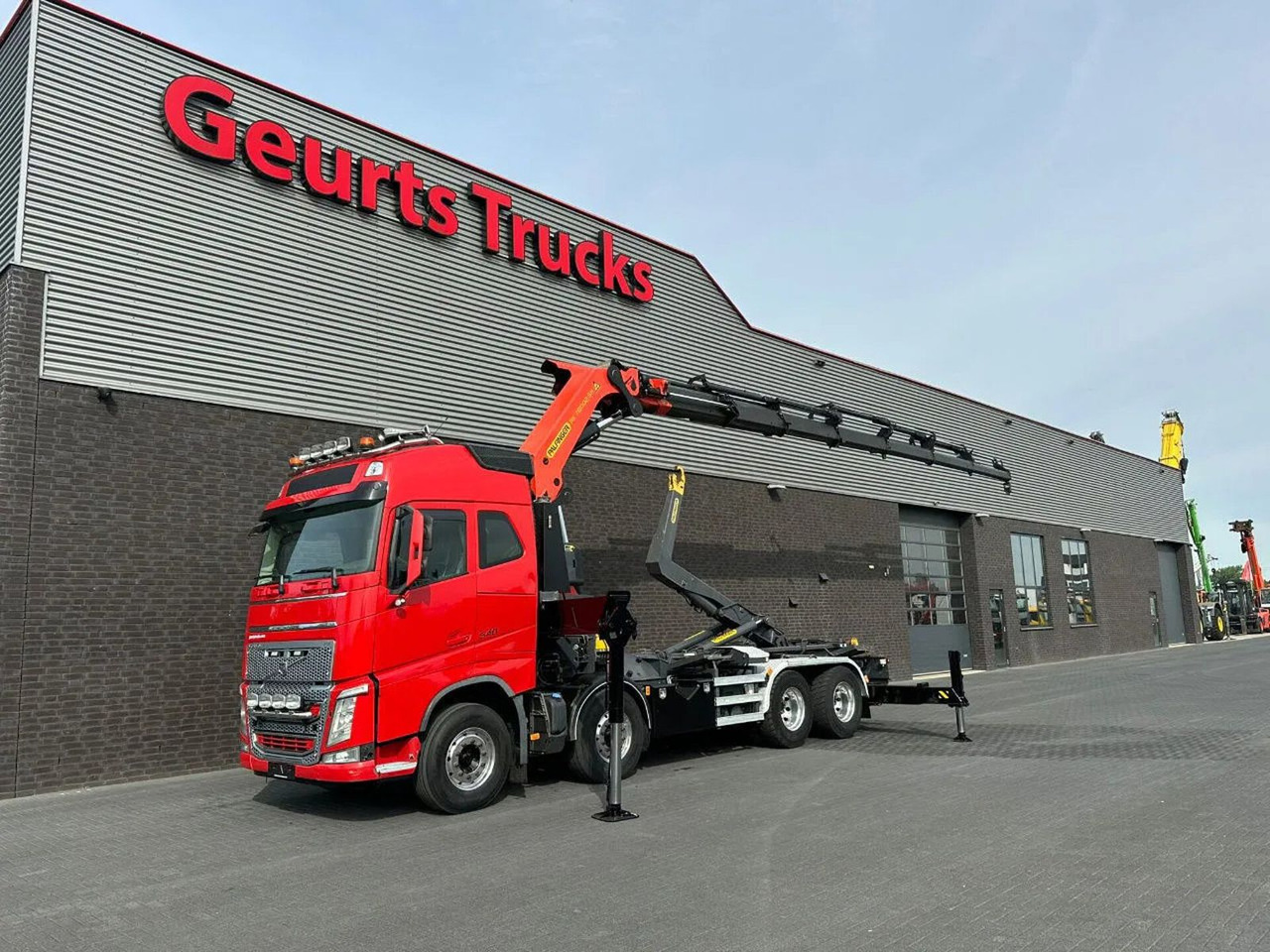 Volvo FH 540 8X4F R PK78002-SH KRAAN / KRAN / CRANE + - Hook lift truck, Crane truck: picture 2 Volvo FH 540 8X4F R PK78002-SH KRAAN / KRAN / CRANE + - Hook lift truck, Crane truck: picture 2