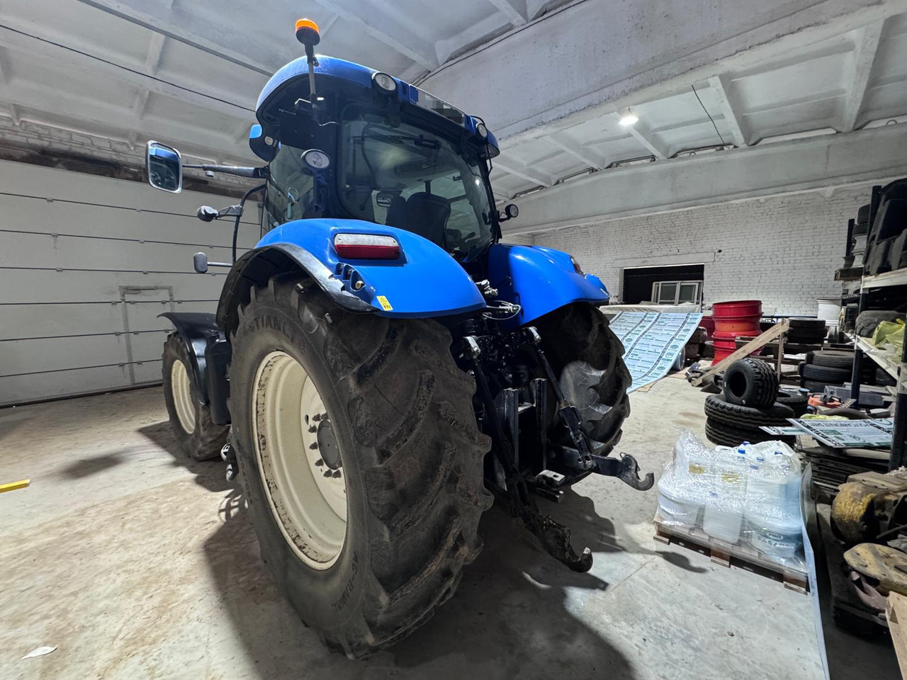NEW HOLLAND T7.260 - Farm tractor: picture 4 NEW HOLLAND T7.260 - Farm tractor: picture 4