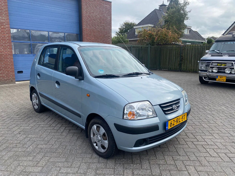 Hyundai Atos 1.1 I Active - Hatchback: picture 3 Hyundai Atos 1.1 I Active - Hatchback: picture 3