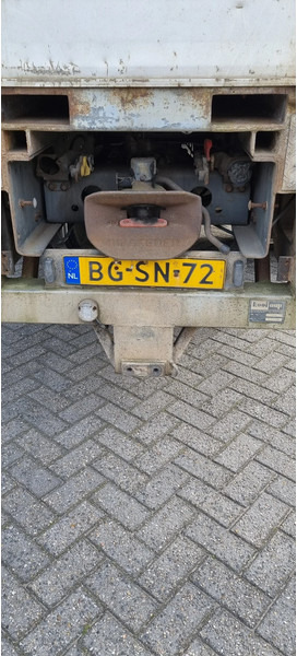 Mercedes-Benz Atego 1823.. euro 2 manuel gierbox - Box truck: picture 5 Mercedes-Benz Atego 1823.. euro 2 manuel gierbox - Box truck: picture 5