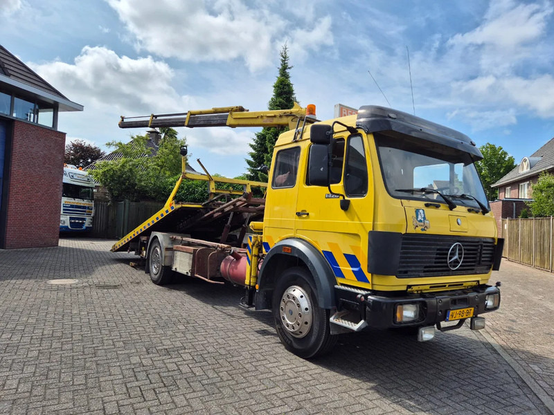 Mercedes-Benz SK 1420 afzetbak.kraan.lier.airco... Bergingswagen - Tow truck: picture 1 Mercedes-Benz SK 1420 afzetbak.kraan.lier.airco... Bergingswagen - Tow truck: picture 1