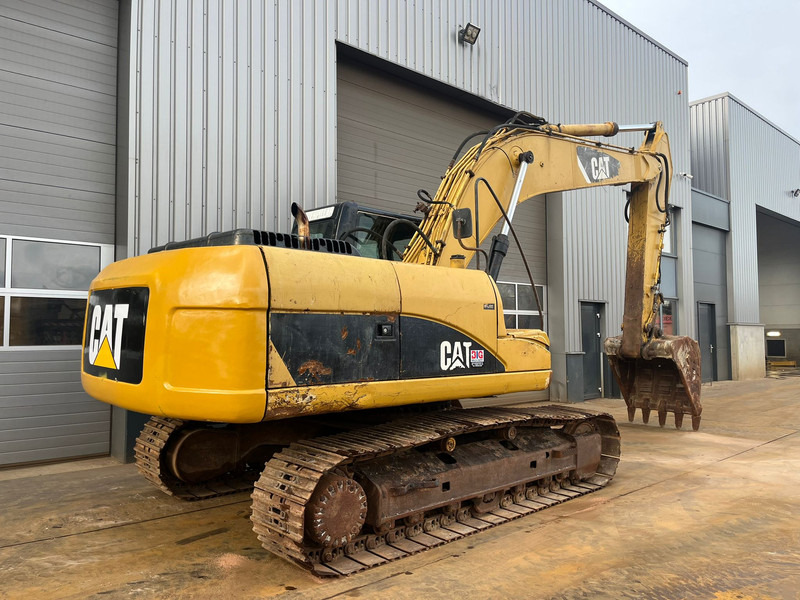 Caterpillar 320D - bucket with teeth - Crawler excavator: picture 5 Caterpillar 320D - bucket with teeth - Crawler excavator: picture 5