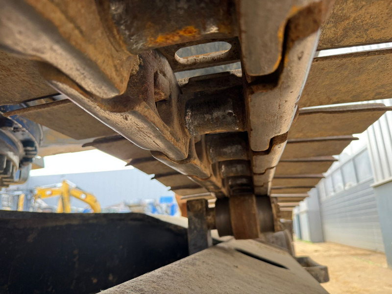 Crawler excavator Caterpillar 320ERR: picture 15
