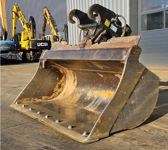 Caterpillar CAT DCT Bucket CW40S Kantelbak - Loader bucket: picture 1 Caterpillar CAT DCT Bucket CW40S Kantelbak - Loader bucket: picture 1