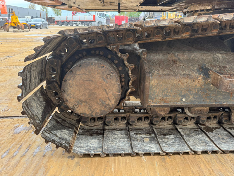 Excavator Doosan DX225LC-7: picture 13