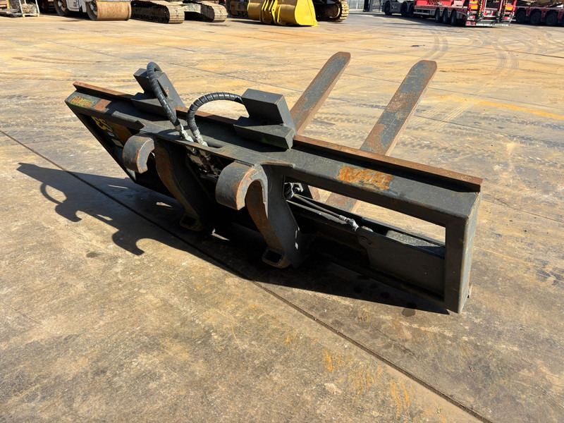 Eurosteel Pallet Frame Hydraulic PFWX-8 9ton - Bucket: picture 5 Eurosteel Pallet Frame Hydraulic PFWX-8 9ton - Bucket: picture 5