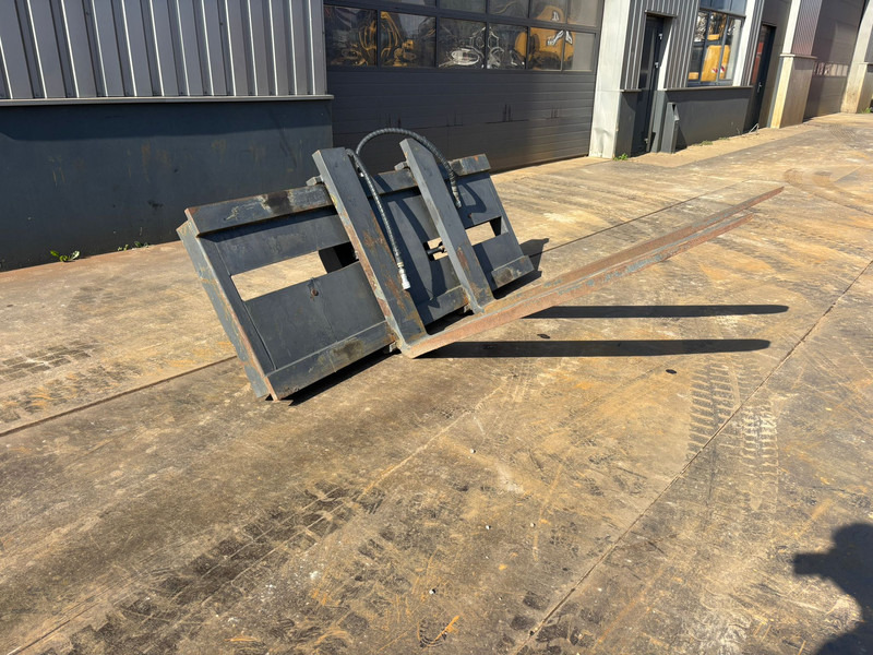 Eurosteel Pallet Frame Hydraulic PFWX-8 9ton - Bucket: picture 1 Eurosteel Pallet Frame Hydraulic PFWX-8 9ton - Bucket: picture 1