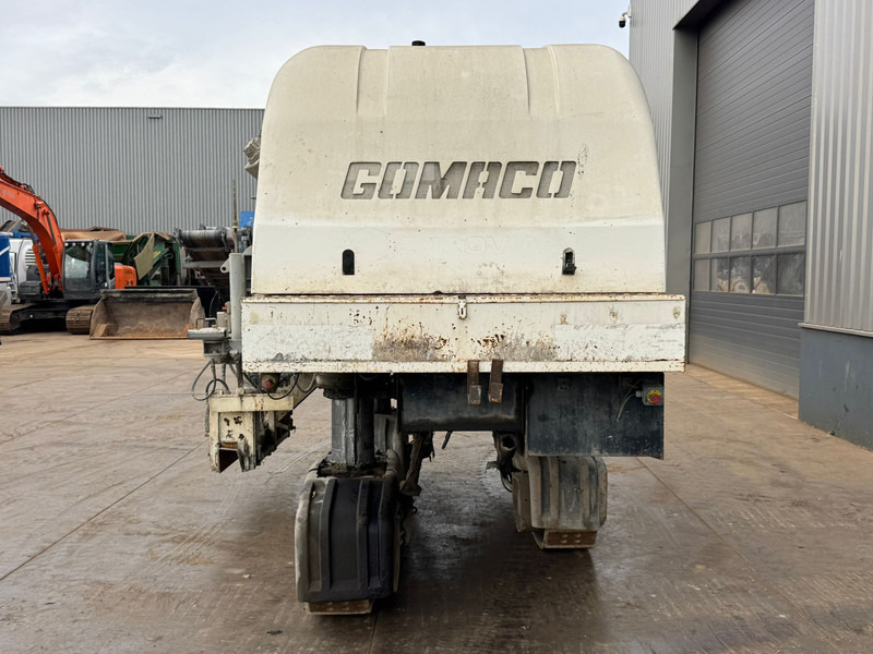 GOMACO GT3400 Concrete Slipform Paver - Asphalt paver: picture 4 GOMACO GT3400 Concrete Slipform Paver - Asphalt paver: picture 4