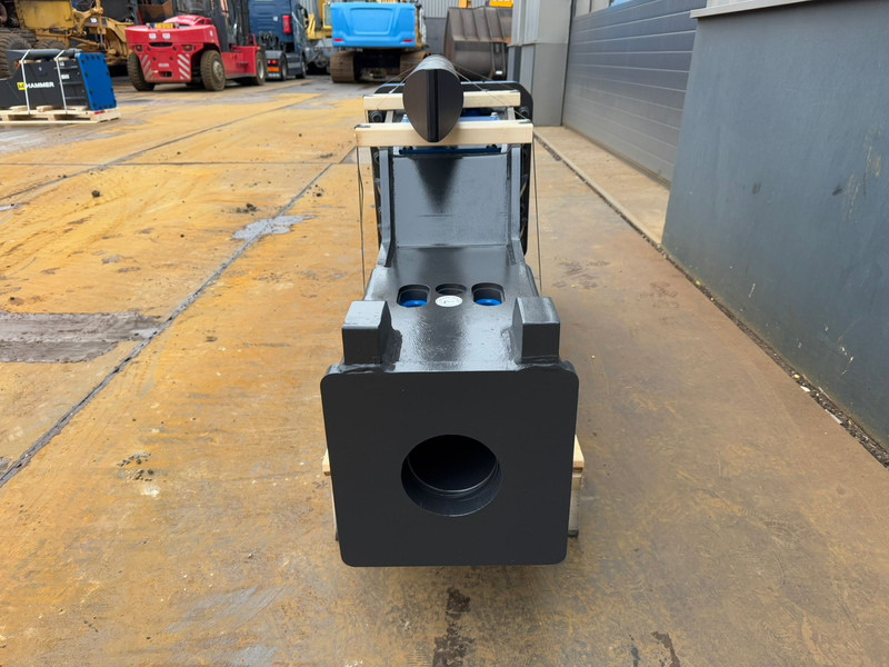 Hammer HS1700 - Hydraulic hammer: picture 5 Hammer HS1700 - Hydraulic hammer: picture 5