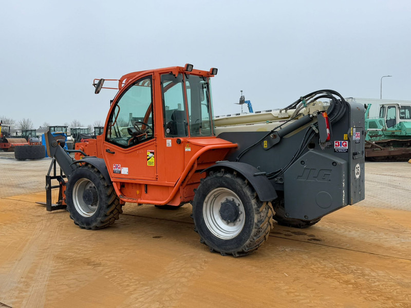 JLG 4017 - Telescopic handler: picture 4 JLG 4017 - Telescopic handler: picture 4